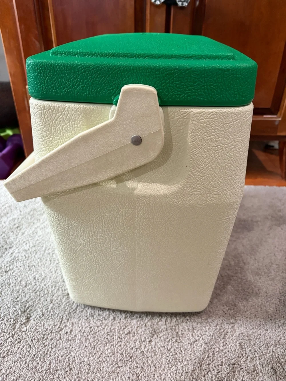 Coleman Oscar Two-Tone Green and Cream Cooler
